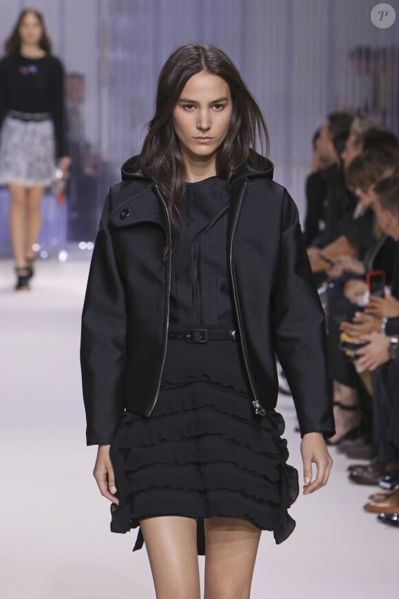 Défilé de mode "Carven" prêt-a-porter printemps-été 2016 "Carven" à Paris le 1 octobre 2015.  "Carven" summer/spring 2016 Ready-to-Wear Fashion Collection Presented in Paris during the fashion week in Paris. On october 1 2015.02/10/2015 - Paris