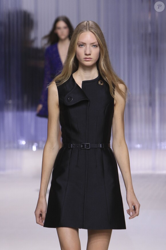 Défilé de mode "Carven" prêt-a-porter printemps-été 2016 "Carven" à Paris le 1 octobre 2015.  "Carven" summer/spring 2016 Ready-to-Wear Fashion Collection Presented in Paris during the fashion week in Paris. On october 1 2015.02/10/2015 - Paris