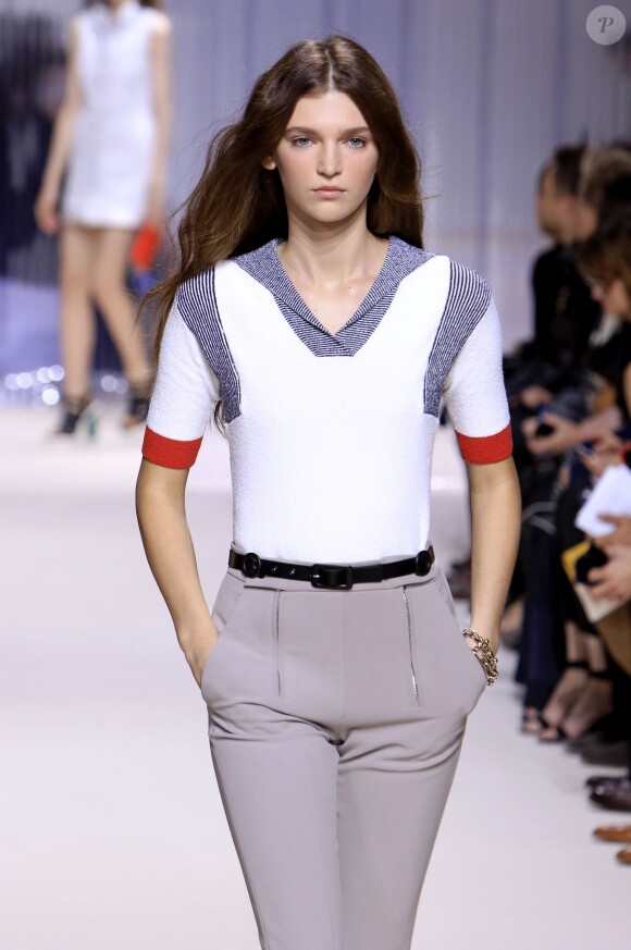 Défilé de mode "Carven" prêt-a-porter printemps-été 2016 "Carven" à Paris le 1 octobre 2015.  "Carven" summer/spring 2016 Ready-to-Wear Fashion Collection Presented in Paris during the fashion week in Paris. On october 1 2015.02/10/2015 - Paris