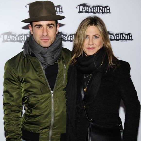 Justin Theroux et Jennifer Aniston à une soirée Celebrity Charades à New York le 16 novembre 2015.