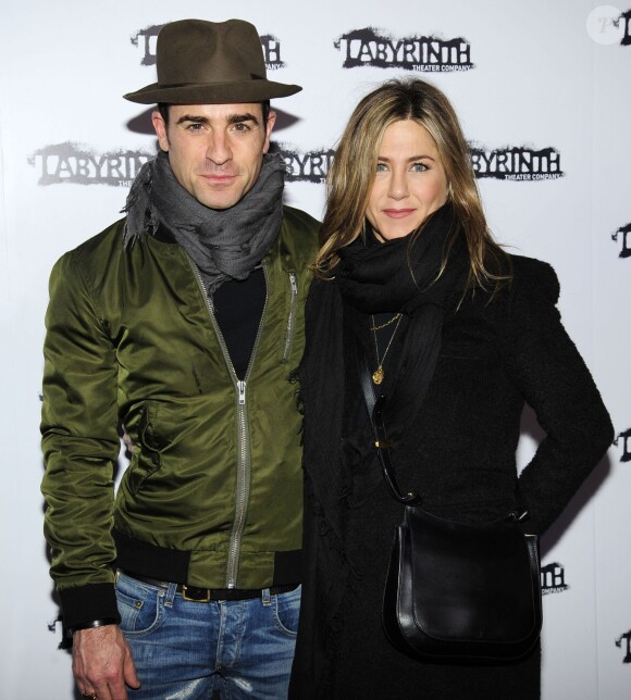 Justin Theroux et Jennifer Aniston à une soirée Celebrity Charades à New York le 16 novembre 2015.