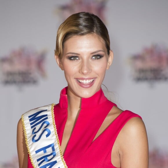 Camille Cerf (Miss France 2015) - Arrivées à la 17ème cérémonie des NRJ Music Awards 2015 au Palais des Festivals à Cannes, le 7 novembre 2015.