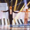 EnjoyPhoenix et Yann-Alrick dans Danse avec les stars 6, sur TF1, le 21 novembre 2015.