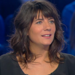 Estelle Denis, invitée de Salut les Terriens le 14 novembre 2015 (émission déprogrammée suite aux attentats à Paris).