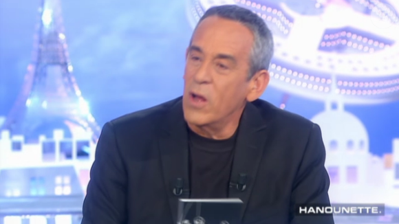 Thierry Ardisson présente Salut les Terriens le 14 novembre 2015 (émission déprogrammée suite aux attentats à Paris).