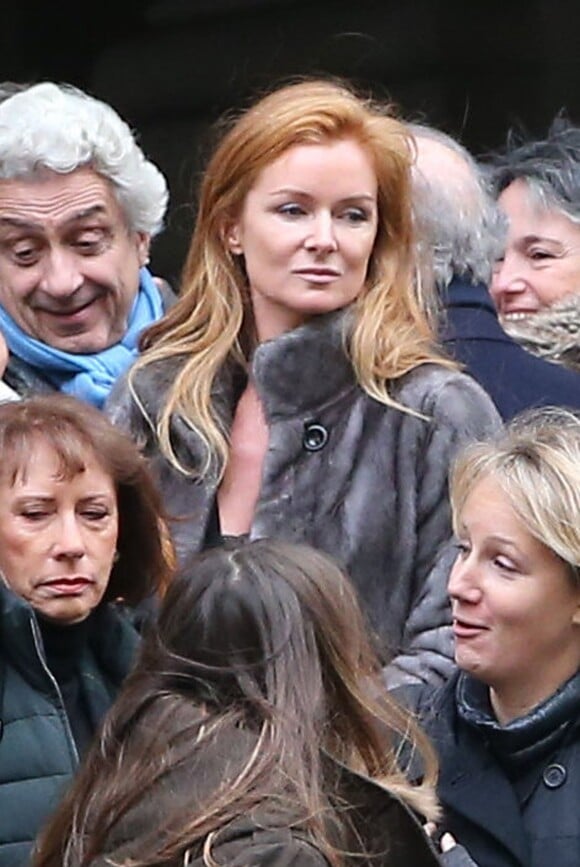 Exclusif - Céline Boisson, dernière compagne de Jacques Martin, lors des obsèques du grand ami de Jacques Martin, Paul Ceuzin, en l'église Saint-Roch à Paris, le 19 novembre 2013