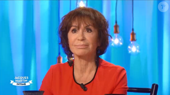 Danièle Evenou face à Marion Game dans l'émission "On a tous en nous quelque chose de Jacques Martin", sur France 2, le 21 novembre 2015.