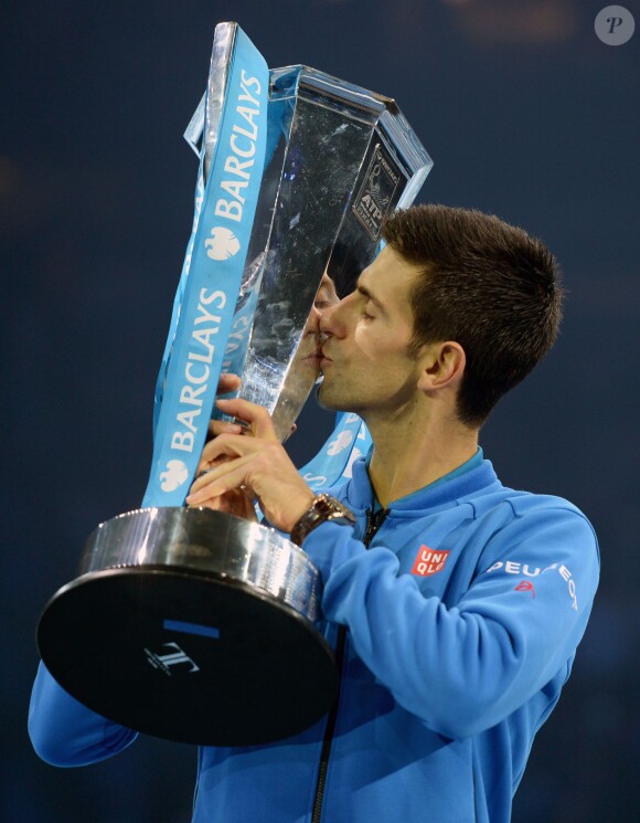 Novak Djokovic après sa victoire lors du Masters à l'O2 Arena de Londres, le 22 novembre 2015