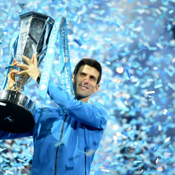 Novak Djokovic après sa victoire lors du Masters à l'O2 Arena de Londres, le 22 novembre 2015