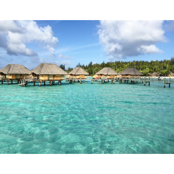 Marine Lorphelin passe un week-end de rêve avec son chéri, à Bora Bora. Novembre 2015.