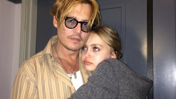 Vidéo autour de Johnny Depp, père de Lily-Rose.