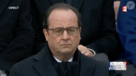 Hommage aux victimes des attentats de Paris, Cour d'Honneur de l'Hôtel national des Invalides le 27 novembre 2015.