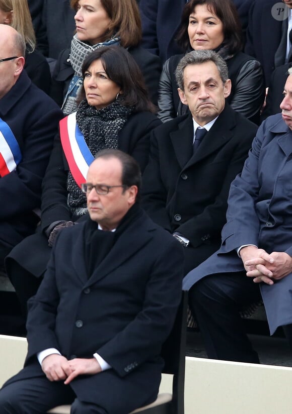 Anne Hidalgo, Nicolas Sarkozy et François Hollande - Hommage national aux victimes des attentats de Paris, Cour d'Honneur de l'Hôtel national des Invalides le 27 novembre 2015.