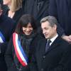 Anne Hidalgo et Nicolas Sarkozy - Hommage national aux victimes des attentats de Paris, Cour d'Honneur de l'Hôtel national des Invalides le 27 novembre 2015.