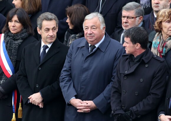 La maire de Paris Anne Hidalgo, Nicolas Sarkozy, Gérard Larcher et Manuel Valls - Hommage national aux victimes des attentats de Paris, Cour d'Honneur de l'Hôtel national des Invalides le 27 novembre 2015.
