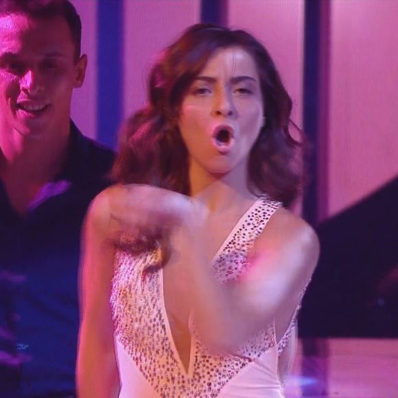 Priscilla Betti dans Danse avec les stars 6, sur TF1, le 21 novembre 2015.