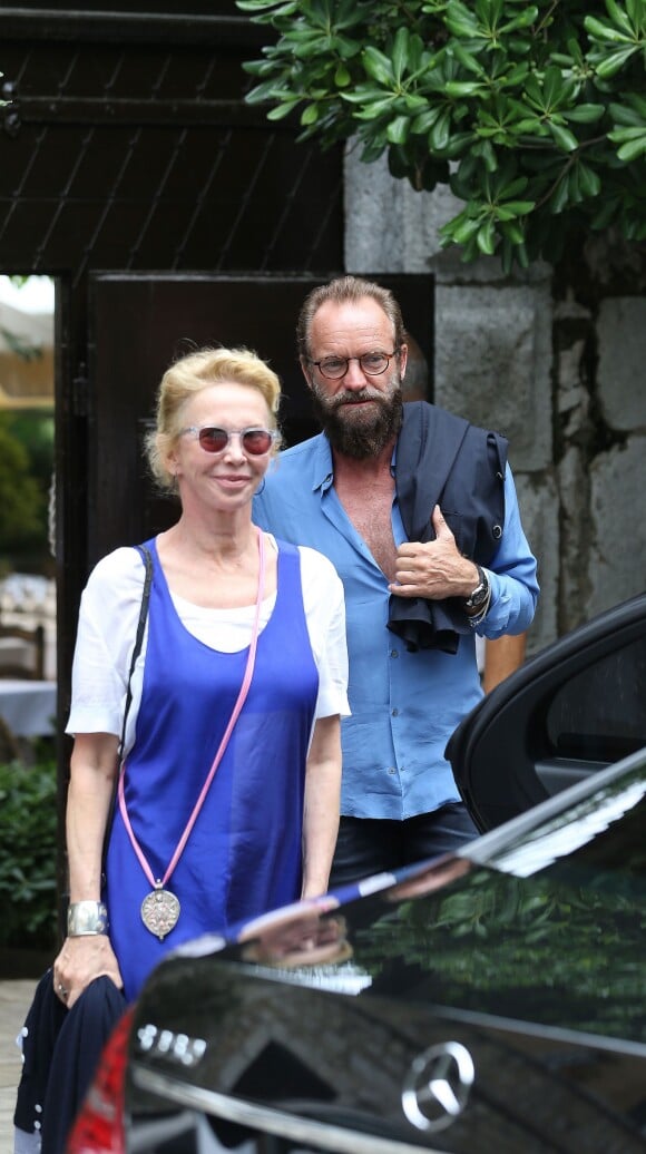 Exclusif - Sting et sa femme Trudie Styler déjeunent à la Colombe d'Or à Saint-Paul-de-Vence le 22 juin 2015.