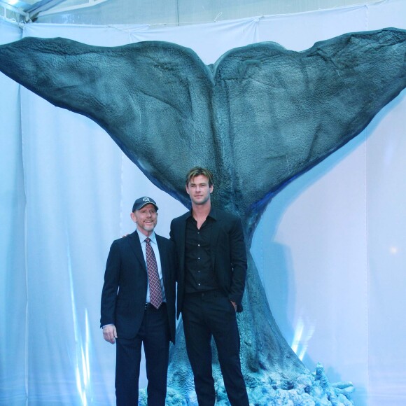 Chris Hemsworth, Ron Howard lors de la première de In the Heart of the Sea à Mexico City, le 23 novembre 2015.