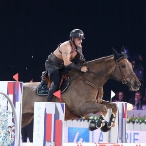 Benjamin Castaldi sur Carlito D'es lors de la soirée Style & Competition for Amade, l'Association mondiale des amies de l'enfance lors du Longines Masters de Paris à Villepinte le 5 décembre 2015 © Dominique Jacovides