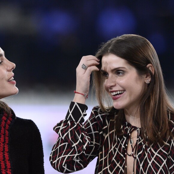 Charlotte Casiraghi et Fernanda Ameeuw lors de la soirée Style & Competition for Amade, l'Association mondiale des amies de l'enfance lors du Longines Masters de Paris à Villepinte le 5 décembre 2015 © Christophe Bricot