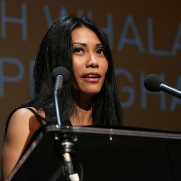 Anggun - La 8ème édition des "Positive Awards" à la Gaîté-Lyrique à Paris, le 7 décembre 2015, en pleine COP21. Les Positive Awards 2015 dessinés par P. Starck sont remis par des personnalités proches de la Fondation Positive Planet, fondée en 1998, dont le président est J. Attali. © Denis Guignebourg