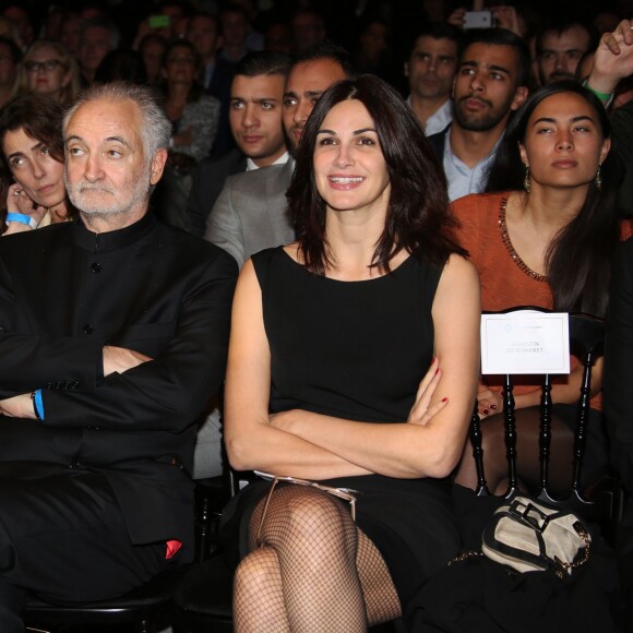 Jacques Attali et Helena Noguerra - La 8ème édition des "Positive Awards" à la Gaîté-Lyrique à Paris, le 7 décembre 2015, en pleine COP21. Les Positive Awards 2015 dessinés par P. Starck sont remis par des personnalités proches de la Fondation Positive Planet, fondée en 1998, dont le président est J. Attali. © Denis Guignebourg