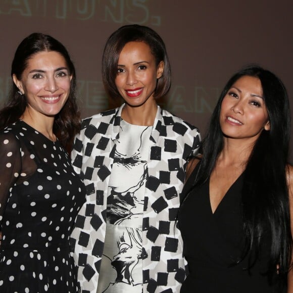 Caterina Murino, Sonia Rolland et Anggun - La 8ème édition des "Positive Awards" à la Gaîté-Lyrique à Paris, le 7 décembre 2015, en pleine COP21. Les Positive Awards 2015 dessinés par P. Starck sont remis par des personnalités proches de la Fondation Positive Planet, fondée en 1998, dont le président est J. Attali. © Denis Guignebourg