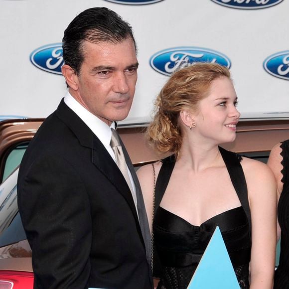 Antonio Banderas, Melanie Griffith et Stella del Carmen à Marbella le 4 août 2012.