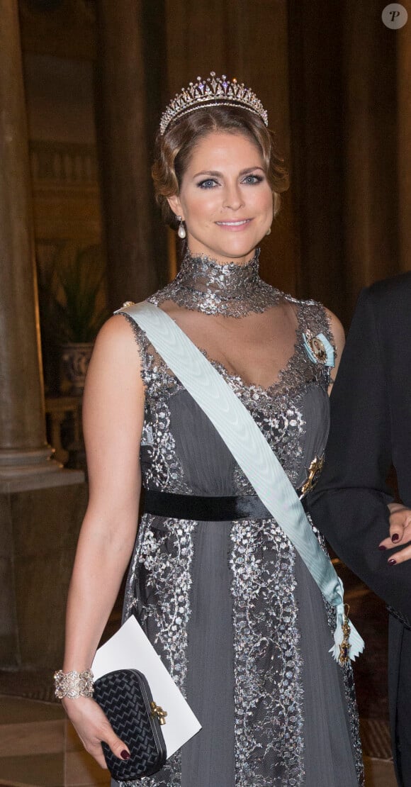 La princesse Madeleine de Suède - Dîner du roi pour les lauréats du Prix Nobel au palais royal à Stockholm le 11 décembre 2015.