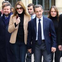 Nicolas Sarkozy et Carla : Bain de foule et sourires au 2e tour des régionales