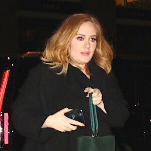 La chanteuse Adele arrive au Morimoto restaurant au Chelsea Market à New York, le 25 novembre 2015 © CPA / Bestimage