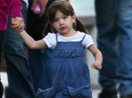 REPORTAGE PHOTOS : La petite Suri Cruise, non seulement elle marche mais... elle galope !