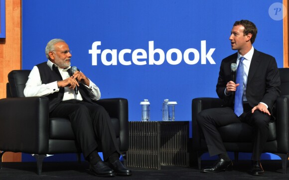 Mark Zuckerberg reçoit le premier ministre indien Shri Narendra Modi au siège de Facebook à San Jose le 27 septembre 2015.