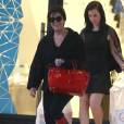 Kris Jenner fait du shopping chez Barneys New York à Beverly Hills, le 10 décembre 2015.  Kris Jenner is spotted out shopping at Barneys New York in Beverly Hills, California on December 10, 2015.10/12/2015 - Beverly Hills