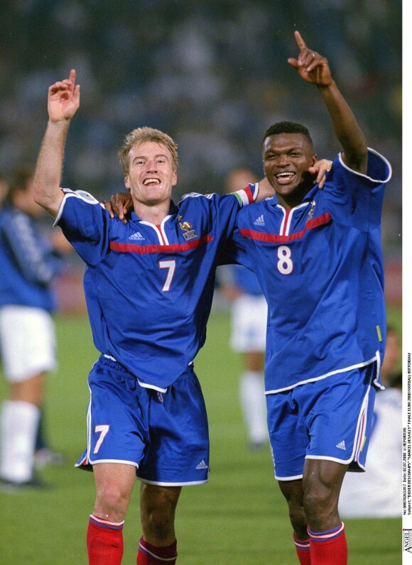 Didier Deschamps et Marcel Desailly lors de la finale de l'Euro 2000 le 2 juillet 2000.
