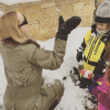 Mariah Carey fait une bataille de boules de neige lors de ses vacances à Aspen avec les jumeaux Monroe et Moroccan / photo postée sur Instagram, le 20 décembre 2015.