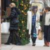 Exclusif - Dakota Johnson, Melanie Griffith, Kate Hudson - Dakota Johnson, Melanie Griffith, Kate Hudson, Goldie Hawn et Jennifer Meyer font du shopping à Aspen dans le Colorado le 22 décembre 2015.