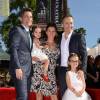 Chad lowe est venu en famille assister à la cérémonie au cours de laquelle Rob Lowe a reçu son étoile sur le Hollywood Walk of Fame, le 8 décembre 2015