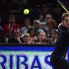 Richard Gasquet joue contre Andy Murray lors du tournoi BNP Paribas Masters 2015 à l'AccorHotels Arena à Paris, le 6 novembre 2015.