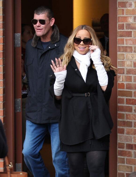 Exclusif - Mariah Carey et son compagnon James Packer passent leurs vacances à la station de Aspen le 19 décembre 2015.