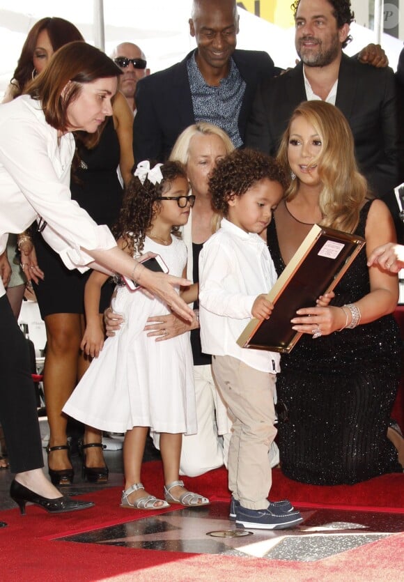 Mariah Carey et ses enfants Monroe et Moroccan - Mariah Carey reçoit son étoile sur le Walk of Fame à Hollywood, le 5 août 2015. © CPA/BESTIMAGE