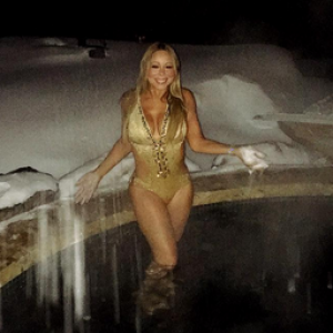 Mariah Carey en vacances à Aspen pose en bikini. Photo postée sur Instagram le 28 décembre 2015.