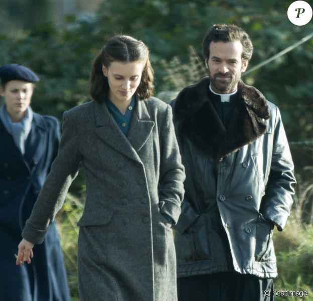 Exclusif - Marine Vacth et Romain Duris lors du tournage du Film "La Confession", à Villers-Lez-Heest, en Belgique le 3 décembre 2015.