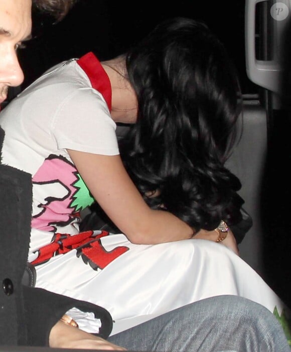 Katy Perry et John Mayer à la sortie du club ‘The Nice Guy' à West Hollywood. Katy Perry et John Mayer sont-ils en couple à nouveau? Le 31 décembre 2015