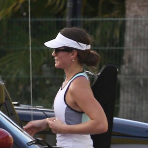 Pippa Middleton photographiée à Saint-Barthélemy le 3 janvier 2016 à l'occasion d'une partie de tennis avec son frère James et des amis.