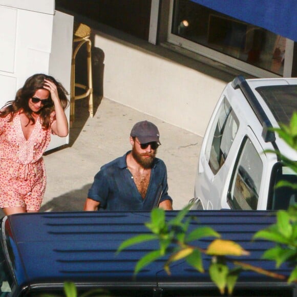 Pippa Middleton sort du Nikki Beach avec son frère James Middleton à Saint-Barthélemy, le 3 janvier 2016.