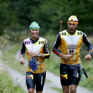 Pippa Middleton et son frère James ont bouclé le 7 septembre 2015 en Suède, avec leurs amis James Matthews et Jons Bartholdson, la course Otillo - 10 km de nage en eau libre et 65 km de trail.