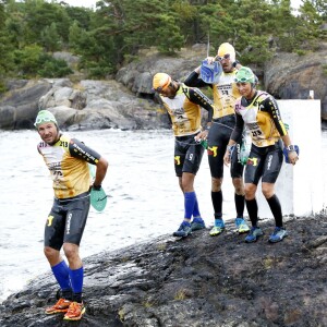 Pippa Middleton et son frère James ont bouclé le 7 septembre 2015 en Suède, avec leurs amis James Matthews et Jons Bartholdson, la course Otillo - 10 km de nage en eau libre et 65 km de trail.