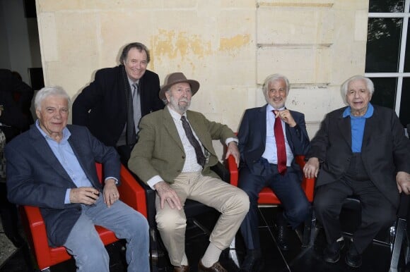 Guy Bedos, Daniel Russo, Jean-Pierre Marielle, Jean-Paul Belmondo et Michel Galabru - Soirée du cinquième anniversaire du musée Paul Belmondo à Boulogne-Billancourt le 13 avril 2015.