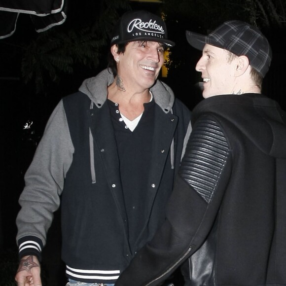 Tommy Lee à la sortie du restaurant Gracias Madre à West Hollywood, le 2 décembre 2015